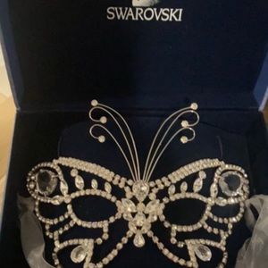 Mask can wear as hair